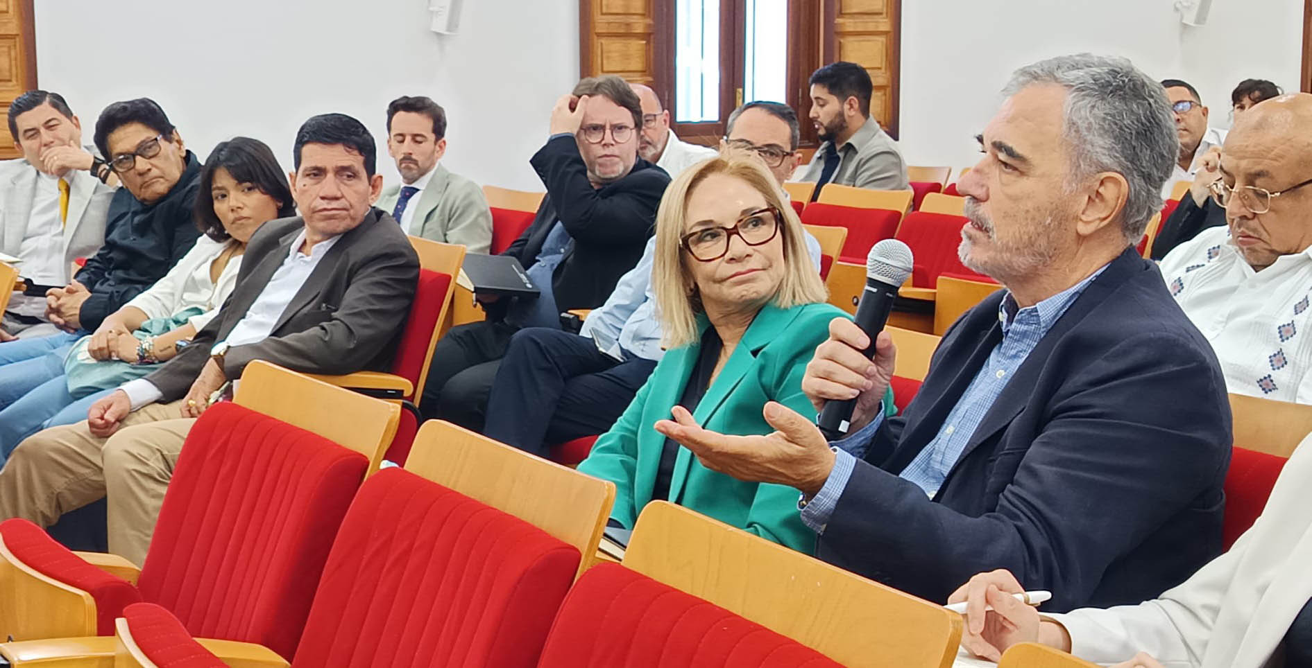 1ra mesa redonda II Encuentro La Rábida 2